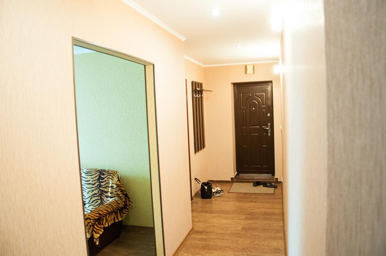 Apartments On Svobody 39 ウージュホロド エクステリア 写真